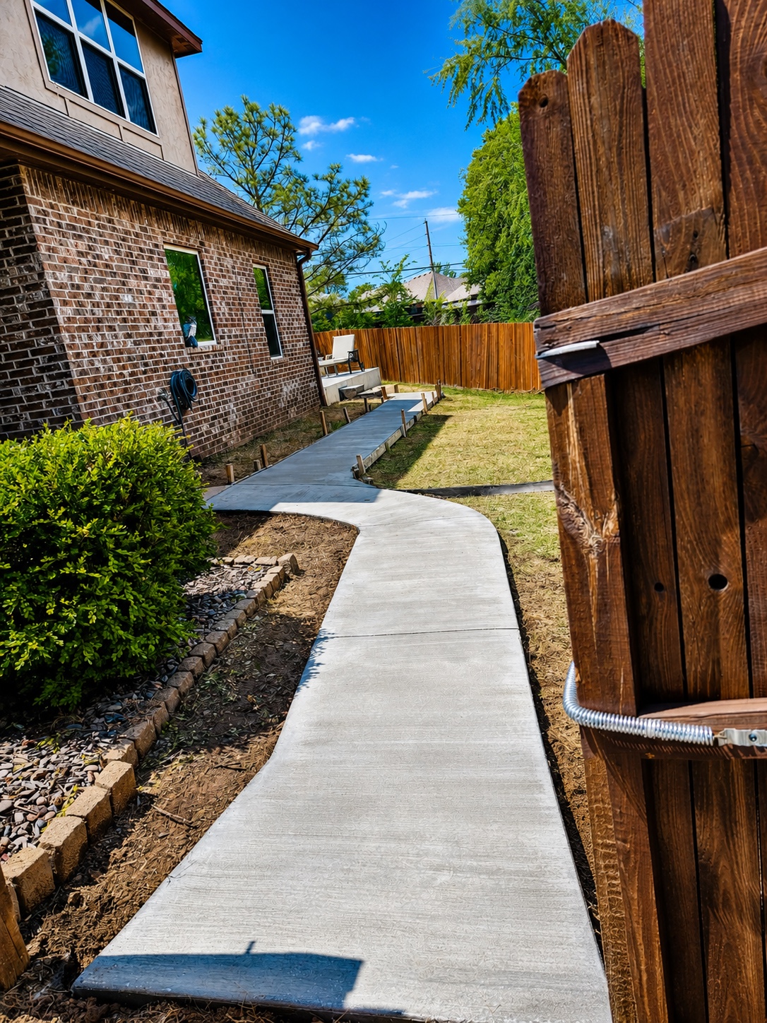 Curved Concrete Walkway